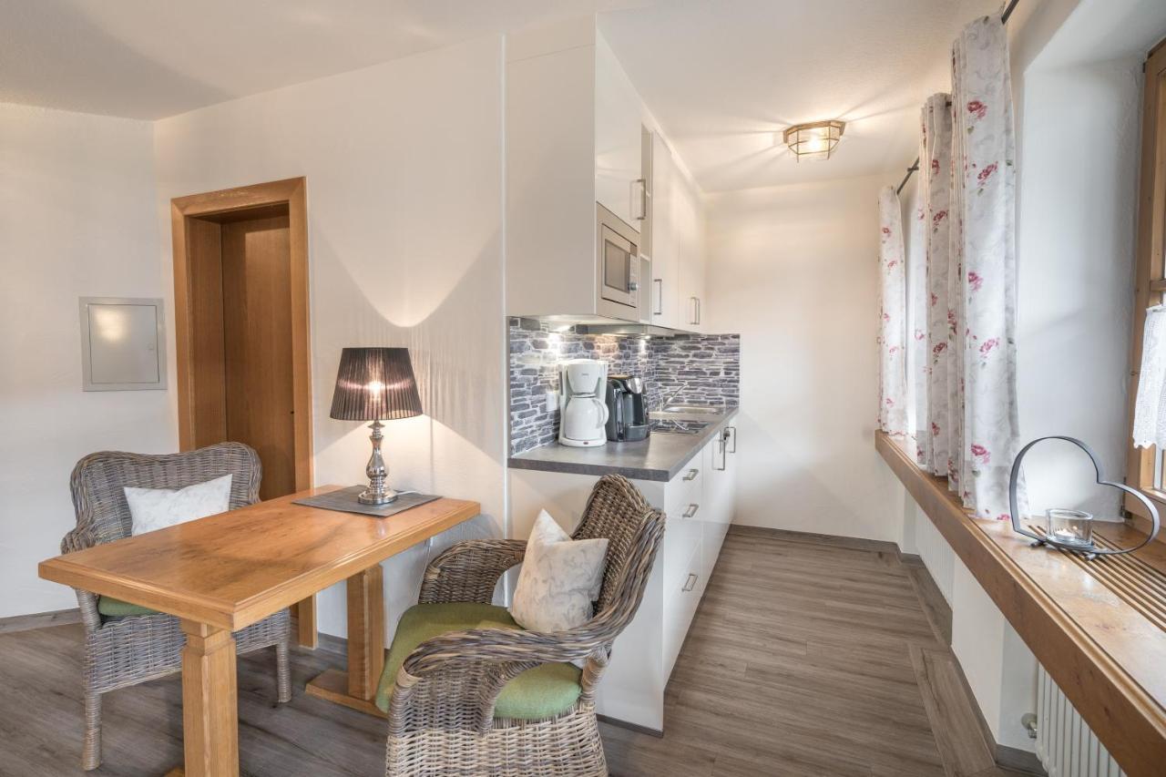 Ferienwohnungen Alpentraum - Landhaus Im Oberen Markt Oberstdorf Esterno foto